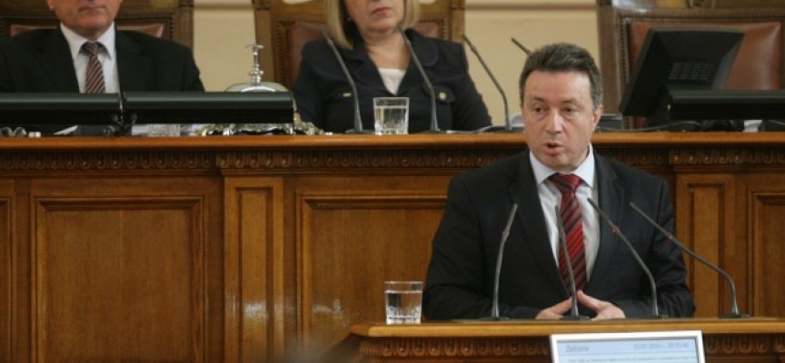 В Пазарджик: Янаки Стоилов представя новото областно ръководство на БСП