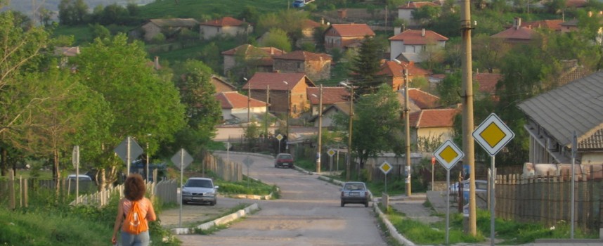 Вижте избирателната активност в област Пазарджик към 20.30 ч., Сърница с 64,61%, първи ли са ДПС?