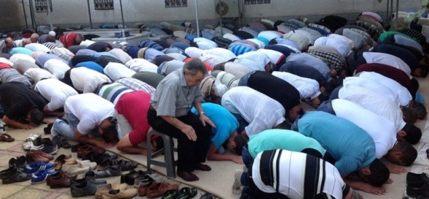 Курбан Байрям: С молитва за прошка започна днешния ден за мюсюлманите