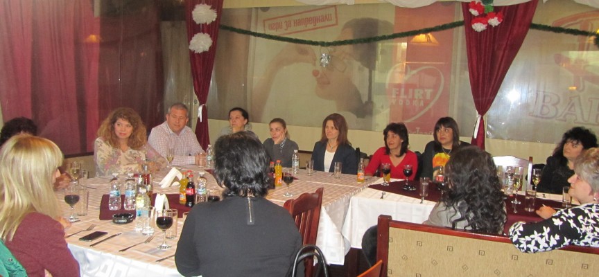Евродепутат Илияна Йотова се срещна с Обединението на жените социалистки в Пазарджик