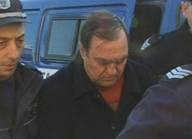 Иван Евстатиев остава в ареста