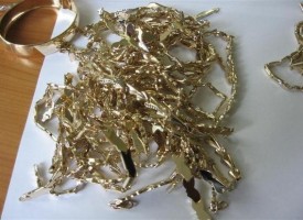 27 кг. златни и сребърни бижута без печат спипаха от НАП в Пазарджик