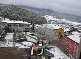 В Сърница, Нова Махала, Батак и Равногор вече си честитят първия сняг