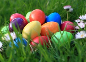 Как да сварим яйцата за Великден без да се напукат?