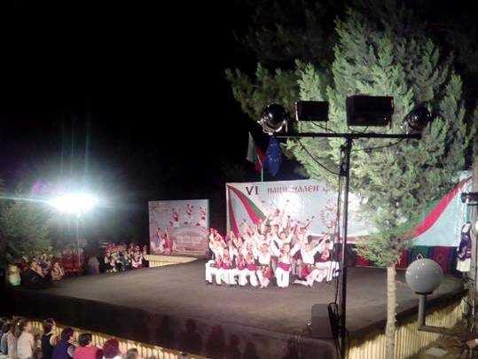 06pyrwomaj