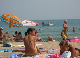 Белмондо от Росен е спипан с нелегални цигари на плажа