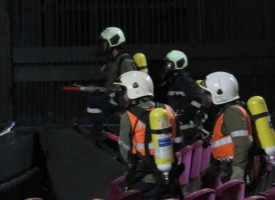 На връх Петровден: Пожарникари „гасиха“ Театъра