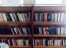 Мененкьово: Новата читалищна библиотека има нужда от стелажи