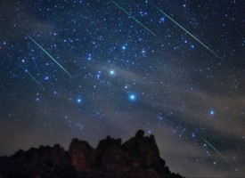 Предстои пикът на Персеидите: Следващите няколко нощи можем да се насладим на стотици падащи звезди