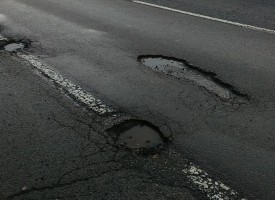Дупки – магистралки красят новия асфалт на АМ“Тракия“, Цвеева попита, Павлова отговори