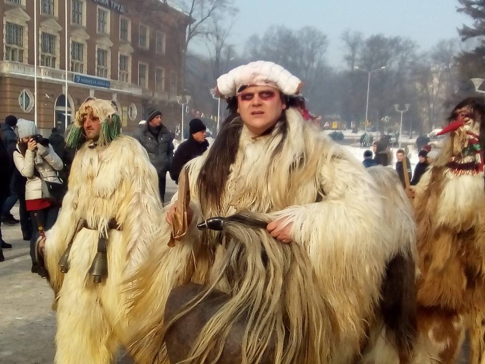 Калугерово и Лесичово се включиха в пернишката "Сурва", да ги подкрепим 6 29калугерово2