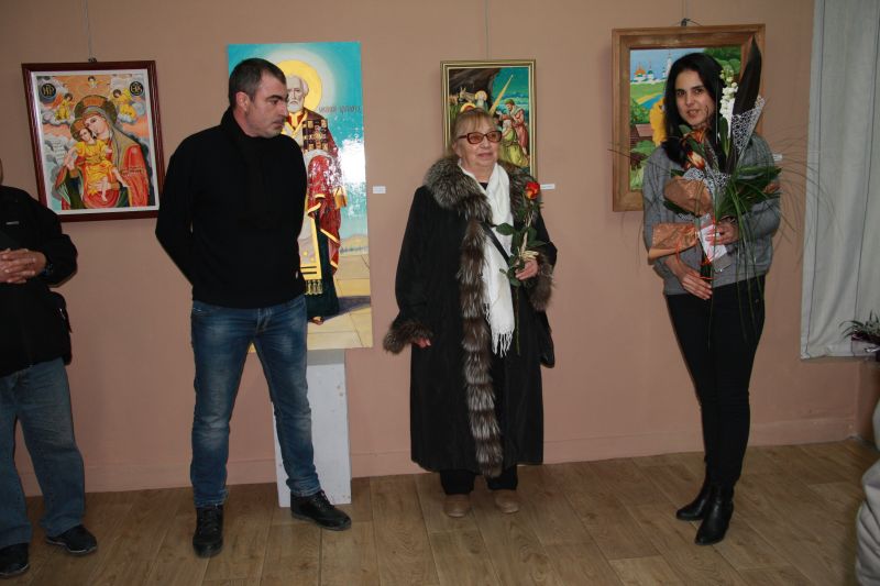 14гагова2