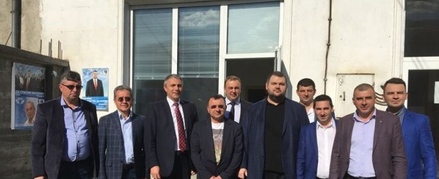 ДПС закри предизборната си  кампания  в Сърница