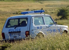 Пиян блъсна два паркирани автомобила в Добровница
