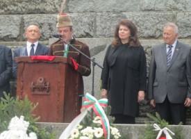 И.Йотова: Призвани сме да предадем делото на българските герои и националния дух на децата ни