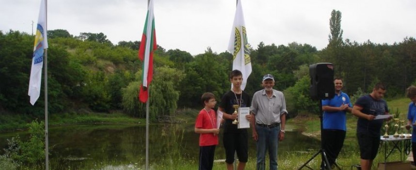 Злато и от ученическото първенство за пазарджишките корабомоделисти