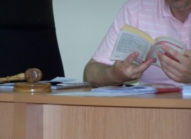 Кирил Маринков – Лозенеца осъди МВР за потрошен на полицейски паркинг автомобил