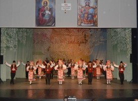 Невероятен концерт за храма „Св.Богородица“ изправи на крака публиката в Театъра