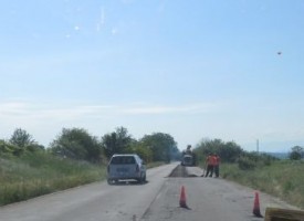 Карайте внимателно към Бошуля и град Ветрен, ремонтират пътя