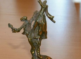 Статуетка на проф. Лютаков ще получат танцьорите от Международния фест