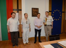 Пазарджишките шахматисти с исторически успех на Държавно в Приморско