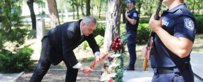Казанлък: Зам.министър Стефан Балабанов присъства на клетва на 102 полицаи