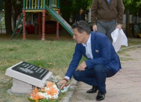 Паметната плоча на поручик Чунчев бе открита в градинката пред „Аксаков“