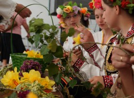 Цветница е! След седмица е Великден, днес празнуват над 3300 именици в община Пазарджик