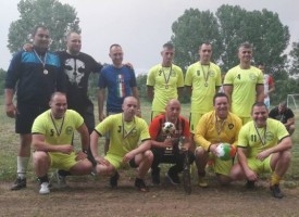 Отборът на „Пътна полиция“ спечели първото място на работническия турнир по футбол