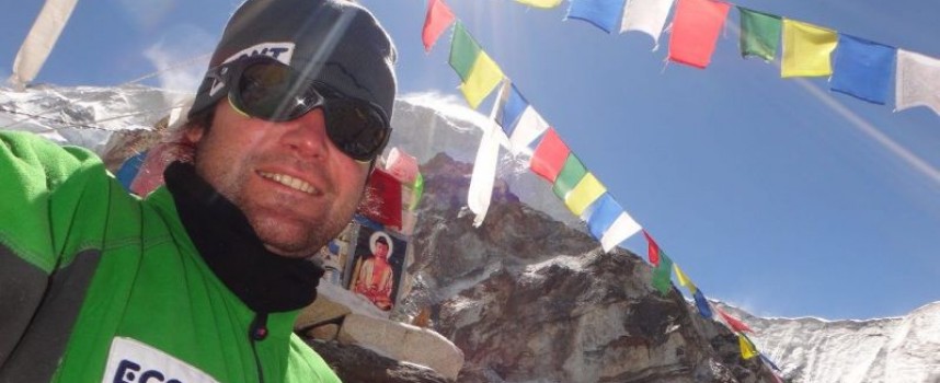 Веганът Атанас Скатов изкачи Чо Ойо, висок 8201 метра