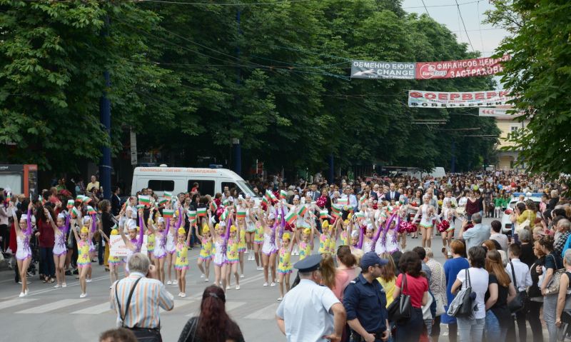 24герб-мажоретки