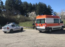 Верижна катастрофа между Ветрен дол и Братаница прати двама души в болницата