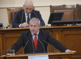Политика: Народният представител Йордан Младенов настоя за ремонт на възлови пътища в областта
