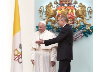 05папата2