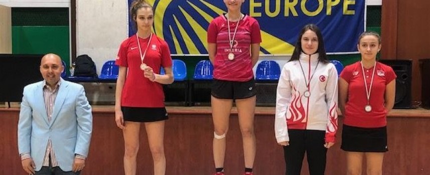 Гергана Павлова триумфира на международен турнир по бадминтон в роден Пазарджик