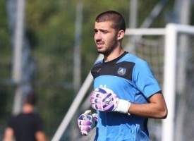 Вратарят Александър Любенов се присъединява към отбора на ФК Хебър