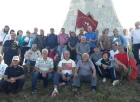 Социалисти отбелязаха 75 г. от героичното сражение на връх Милеви скали
