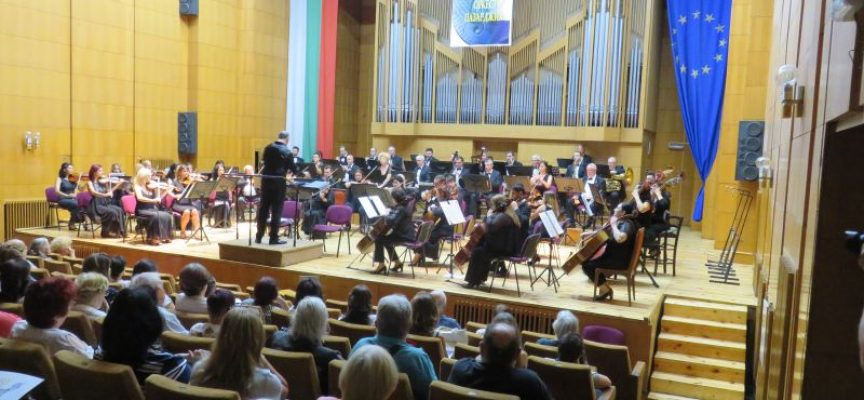 100 кандидати за лауреати на диригентски конкурс дойдоха в Пазарджик