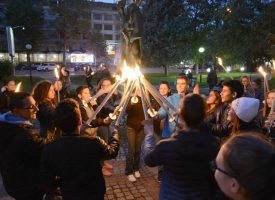 За поредна година Пазарджик отдава почит на Будителите с факелно шествие