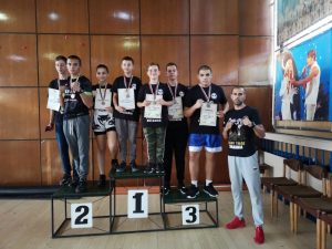 09арон