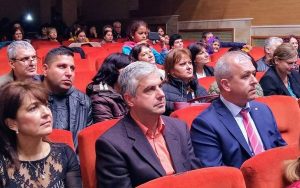22нов шансmladenov i penev parvolacite
