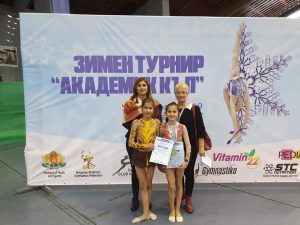 07художествена2