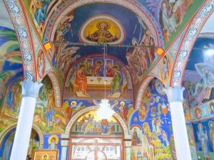 17храм теодор тирон вътре