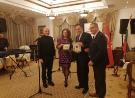 Велинград: Турският консул и зам.-областният на тържество за 8 март във „Вела Хилс“
