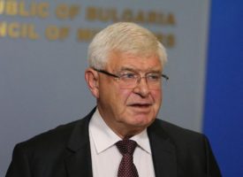 Министър Ананиев удължи извънредните мерки до 12 април
