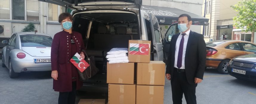Областният кризисен щаб получи дарение от Генералния консул на република Турция в Пловдив