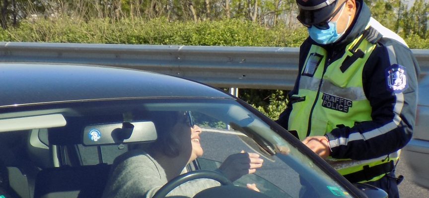 Почерпени: Жена зад волана се блъсна в асфалтополагаща машина, друга кара във Велинград