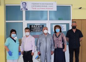 Екип от ВМА дойде да дезинфекцира МБАЛ – Пазарджик
