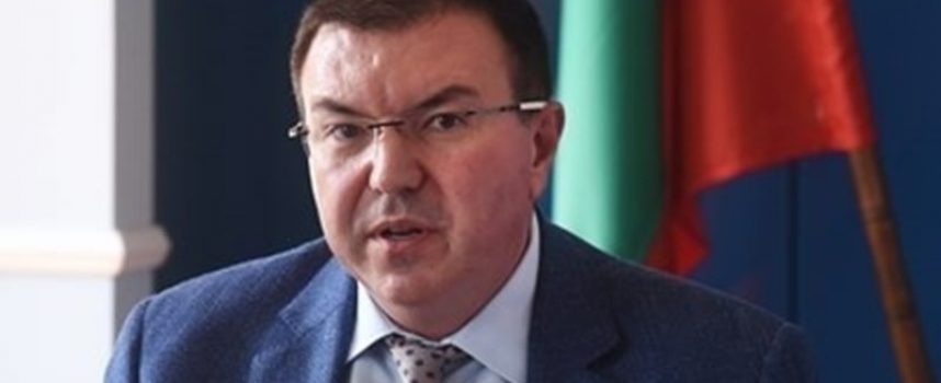 Обръщение на министър Костадин Ангелов към бъларските лекари