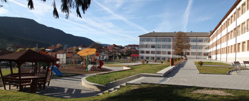 Одобрени са средства за защитени детски градини и училища в общините Батак, Велинград, Панагюрище, Стрелча, Сърница